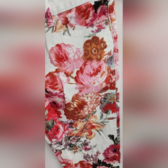 Anthropologie Pilcro Flower Jeans, size 26 - Picture 4 of 6